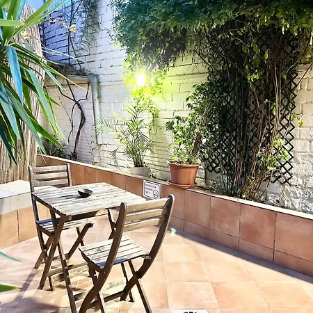 Cozy Apartment, Wifi!
